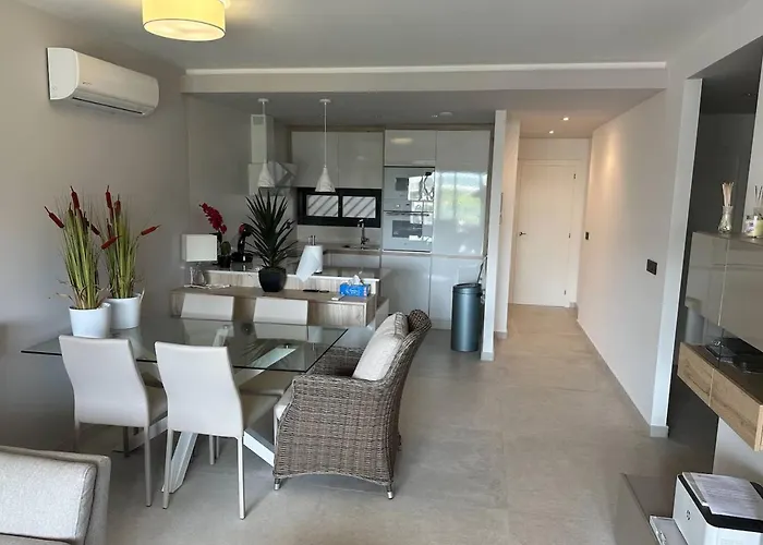 Oasis 13 Casa Del Guardamar Аликанте